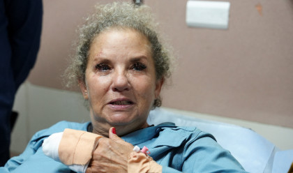 הצלמת היידי לוין לאחר שהותקפה על ידי מתנחלים (צילום: רויטרס)