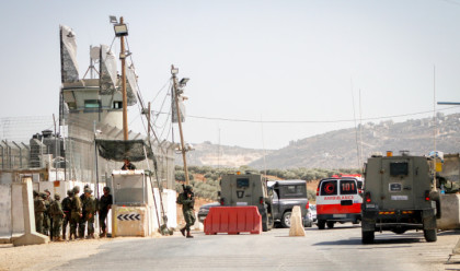 מחסום צה"ל במרחב שכם (צילום: נאסר אישתיה, פלאש 90)