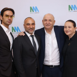 חיה ויצחק תשובה, יוסי אבו ועידן וולס (צילום: מיכה בירקמן)