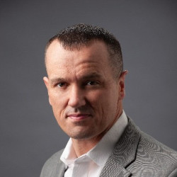 ג'ון ספנסר, חוקר לוחמה עירונית צילום: צילום מסך רשת X