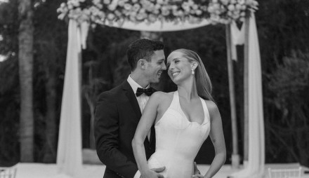 רון שורק ובעלה תומי (צילום: your_story_wedd)