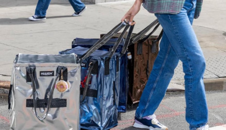 Hulken ברחובות ניו יורק (צילום: אינסטגרם hulkenbag)