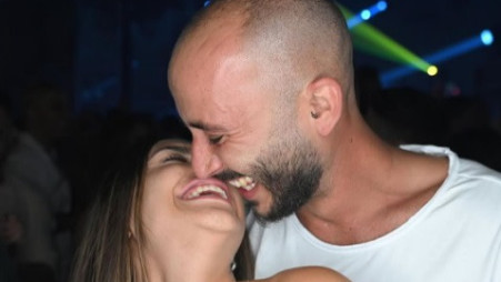 רועי שליו ומפל אדם ז"ל (צילום: מתוך אינסטגרם)