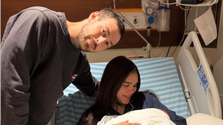 נויה אריאלי ודור טאוב ברגע הלידה (צילום: מתוך אינסטגרם)