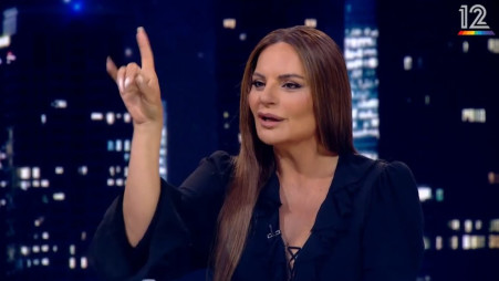אופירה אסייג בתוכנית "מה באמת קרה שם" (צילום: קשת 12)