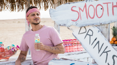 אסי עזר (צילום: אלכס פרגמנט)