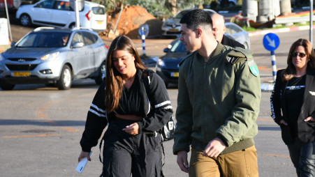 נועה קירל, יהונתן מרגי (צילום: מתן צור)