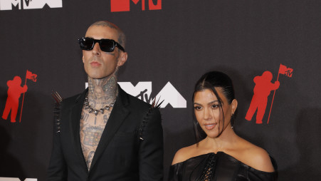 קורטני קרדשיאן, טראוויס בארקר (צילום: רויטרס)