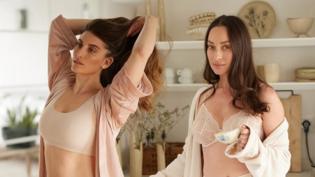 אנה ארונוב, דנה זרמון (צילום: רפי דלויה)