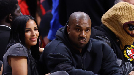 קניה ווסט, צ'ייני ג'ונס (צילום: Michael Reaves gettyimages)