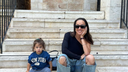 אנה ארונוב ובנה אדם (צילום: צילום מסך אינסטגרם)