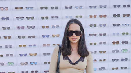 קורין גדעון בהשקת משקפי השמש SUNGLASS HUT (צילום: שוקה)