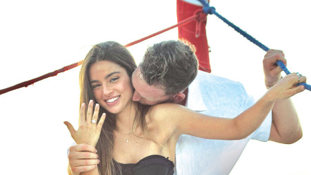 הצעת הנישואים של נועה קירל ודניאל פרץ (צילום: עידו פורטמן)