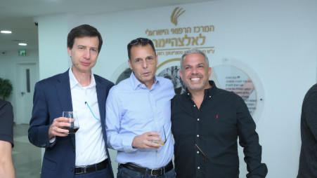 ניתאי אליאש, רונן אגסי וחנן פרידמן (צילום: דדיס אולפני צילום)