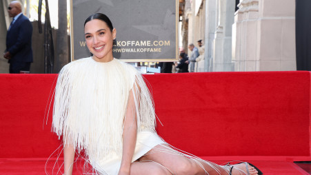 גל גדות והכוכב (צילום: REUTERS/Mario Anzuoni)