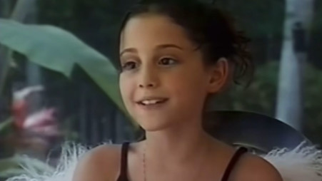 מי הילדה שבתמונה? (צילום: צילום מסך אינסטגרם)