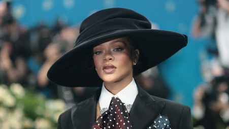 ריהאנה (צילום: Dimitrios Kambouris/Getty Images)