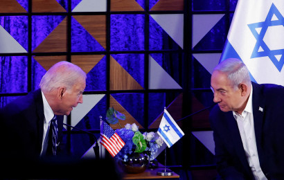 ג'ו ביידן ובנימין נתניהו  (צילום: REUTERS/Evelyn Hockstein)