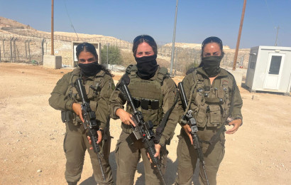 סג״מ א׳, סג״מ נ׳  וסג״מ י׳  (צילום: אבי אשכנזי)