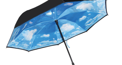 מטריה הפוכה (צילום: יח"צ)