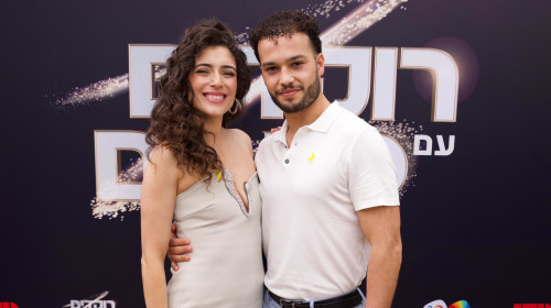 רוני דלומי והרקדן לוטם מדמוני (צילום: נדב צור)