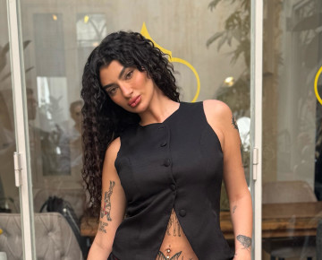 פרידה עוזיאל בצילומים לרנואר (צילום: פז ושובל טוויק)