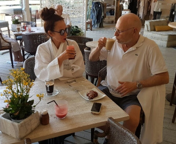 לאה וצחי שנירר יח"צ