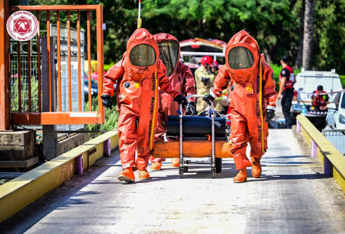 תרגיל חומרים מסוכנים במפעל שטראוס (צילום: כבאות והצלה)