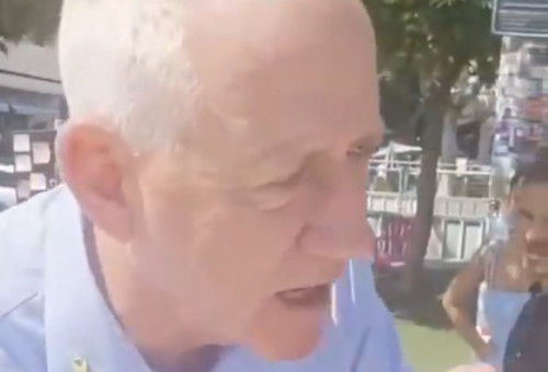 בני גנץ בעימות (צילום: צילום מסך)