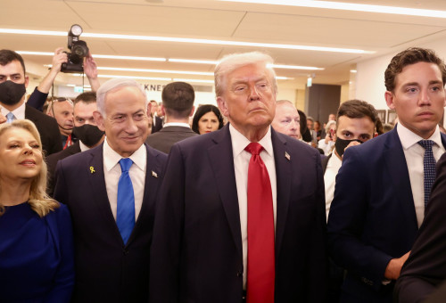 דונלד טראמפ ובנימין ושרה נתניהו בכנסת (צילום: אלוני מור)