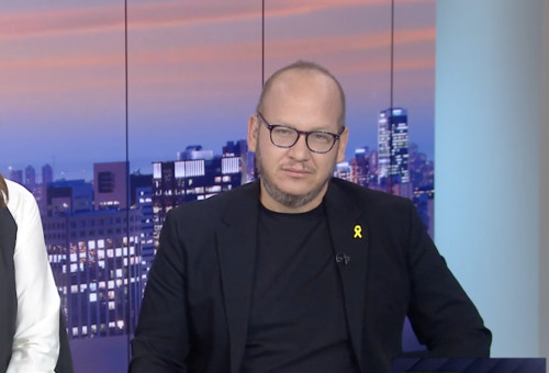 חיים לוינסון בתוכנית "אופירה ולוינסון" בערוץ 12 (צילום: צילום מסך ערוץ 12)