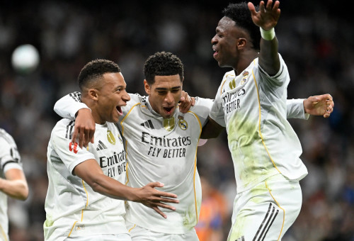 ויניסיוס, ג'וד בלינגהאם, קיליאן אמבפה, שחקני ריאל מדריד חוגגים (צילום: רויטרס)