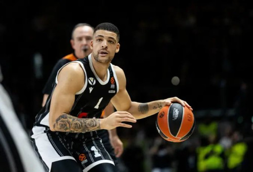 קלע את השלשה המנצחת. לונדברג (צילום: GettyImages, Roberto Finizio)