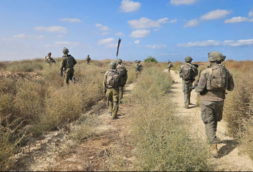 פעילות כוחות צוות הקרב של חטיבת הראל במרחב הקו הצהוב בח'אן יונס (צילום: דובר צה"ל)