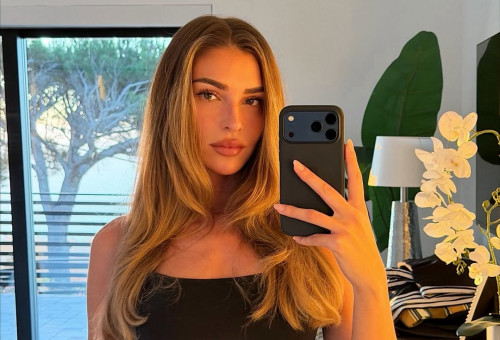 זארה מקדרמוט (צילום: אינסטגרם)