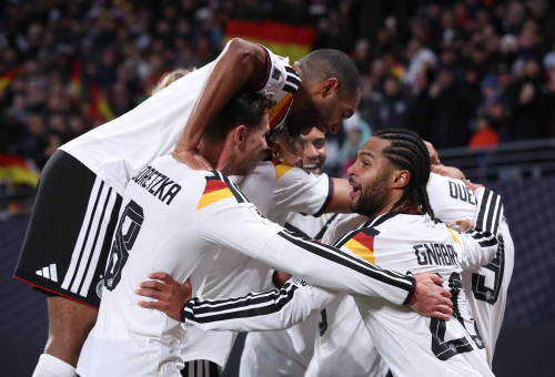 שחקני נבחרת גרמניה חוגגים (צילום: GettyImages)