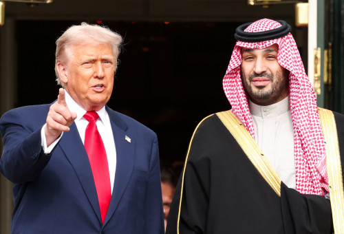 דונלד טראמפ, מוחמד בן סלמאן (צילום: REUTERS/Kevin Lamarque)