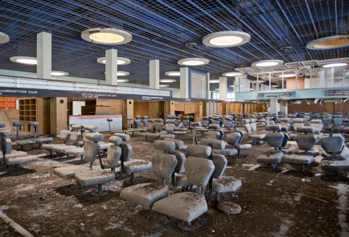 שדה התעופה הנטוש בניקוסיה (צילום:  Athanasios Gioumpasis/Getty Images)