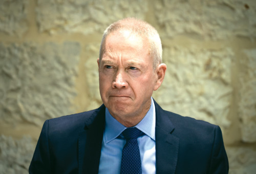 יואב גלנט (צילום: אוליבייה פיטוסי, פלאש 90)