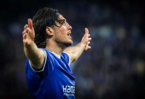 עומרי גאנדלמן שחקן גנט חוגג שער (צילום: GettyImages, VIRGINIE LEFOUR/AFP)