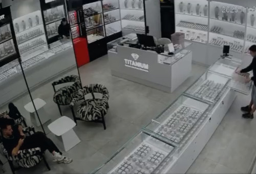 תיעוד השוד באופקים (צילום: צילום מסך,רשתות חברתיות)