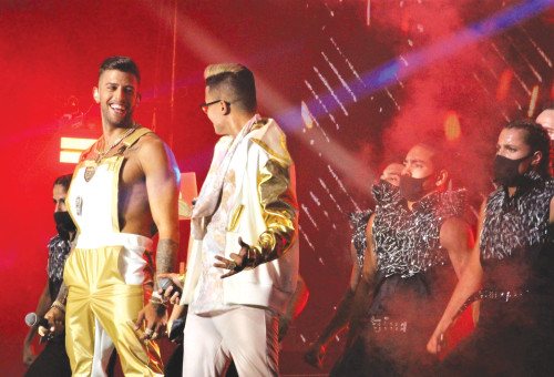 סטטיק ובן אל בהופעה (צילום: דנה למברגר)