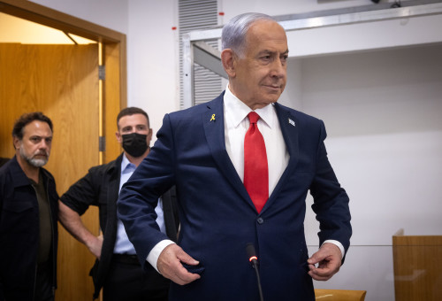 בנימין נתניהו בבית המשפט (צילום: מרים אלסטר פלאש 90)