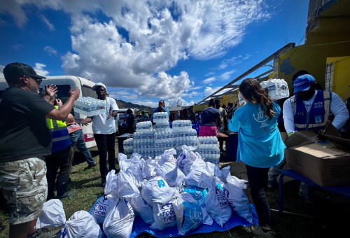 משלחת סיוע ישראלית בג'מייקה (צילום: באדיבות JDC)