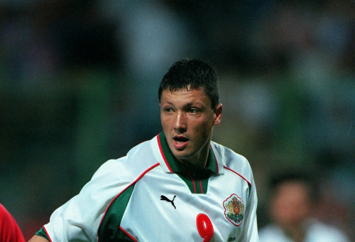 לובו פנב במדי נבחרת בולגריה ב-1998 (צילום: GettyImages, Richard Sellers/Allstar)