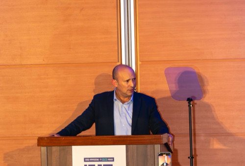 נפתלי בנט (צילום: אבירם חסון)