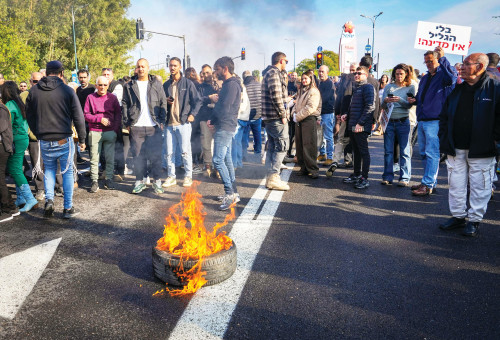 מחאת תושבי קרית שמונה (צילום: אייל מרגולין, פלאש 90)