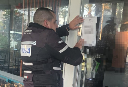 צו סגירה למסעדה בפארק המדע ברחובות (צילום: דוברות המשטרה)