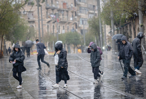 גשם בירושלים (צילום: חיים גולדברג פלאש 90)