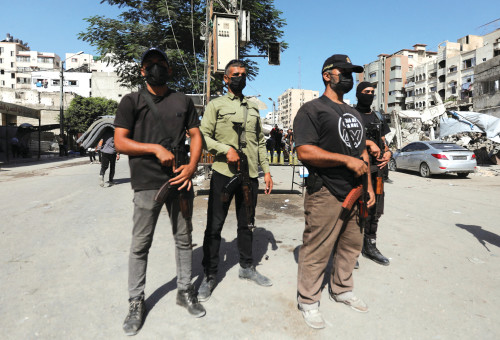 מחבלי חמאס בעזה (צילום: רויטרס)